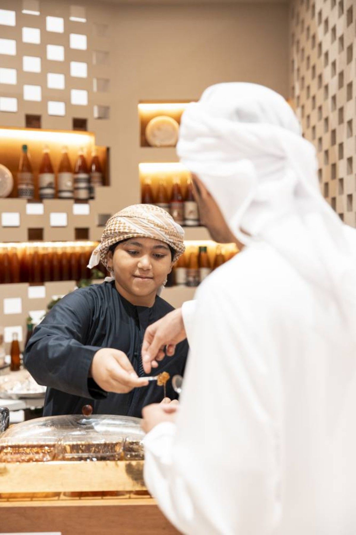 عودة مهرجان حتّا للعسل بموسمه العاشر دعماً للنحالين الإماراتيين