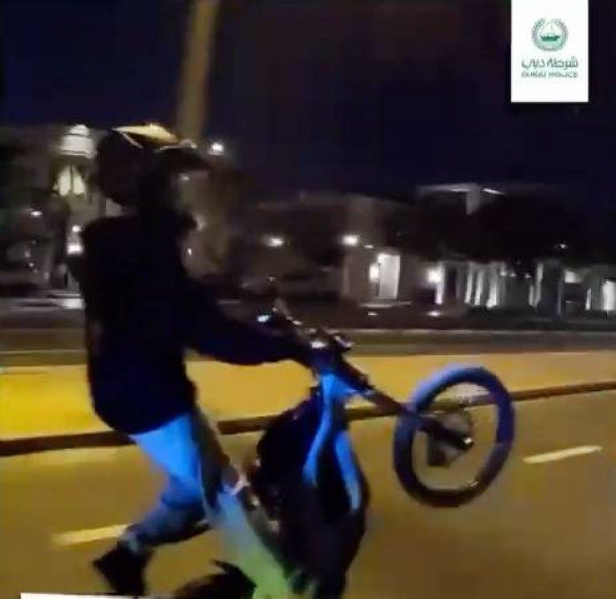 شرطة دبي تضبط 90 شخصاً وتصادر دراجاتهم الكهربائية