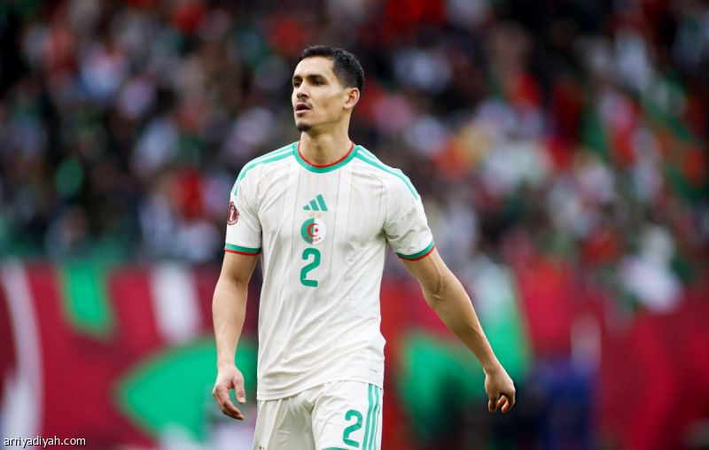 ماندي: محرز زعيم الجزائر