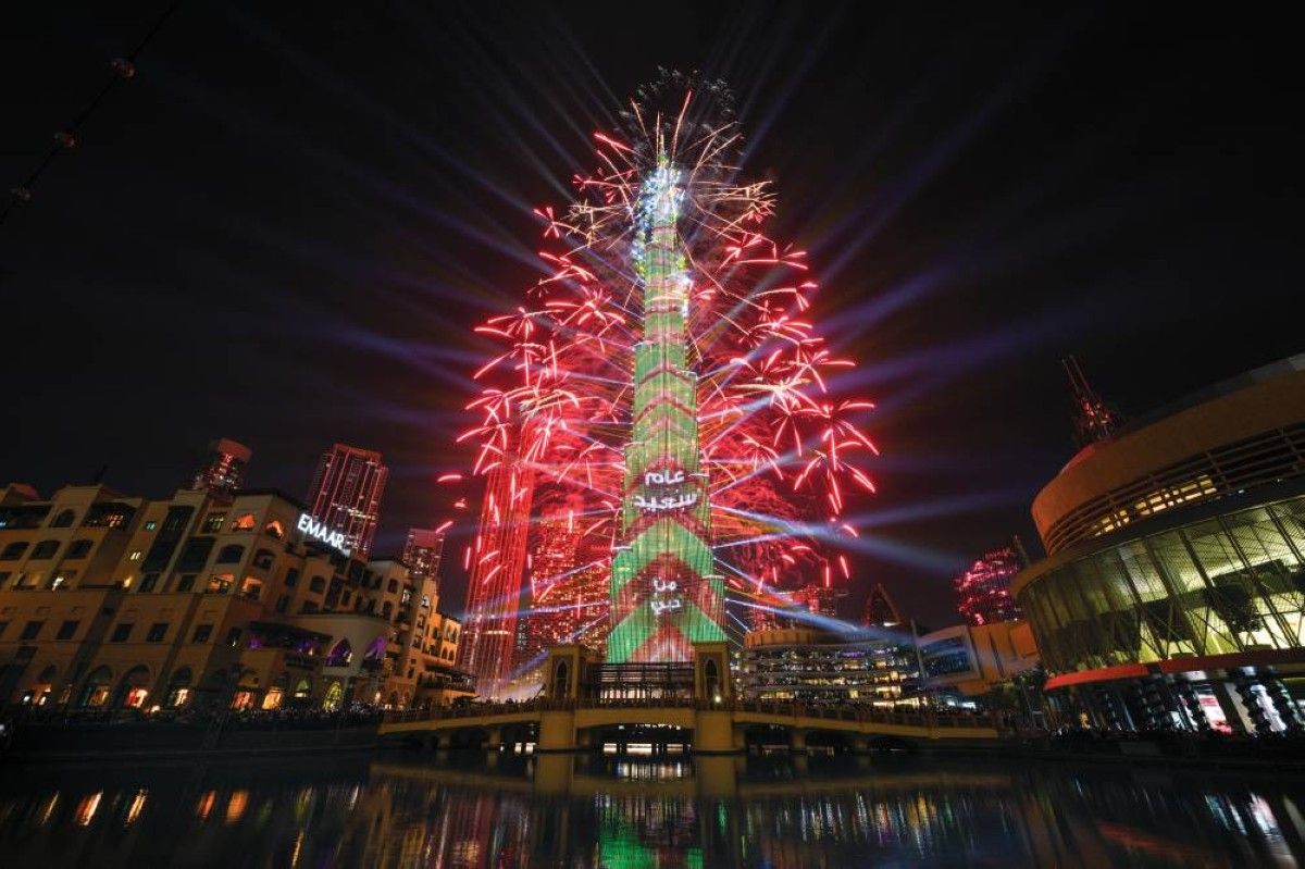 دبي جاهزة لإبهار العالم في احتفالات رأس السنة بـ 48 عرضاً للألعاب النارية