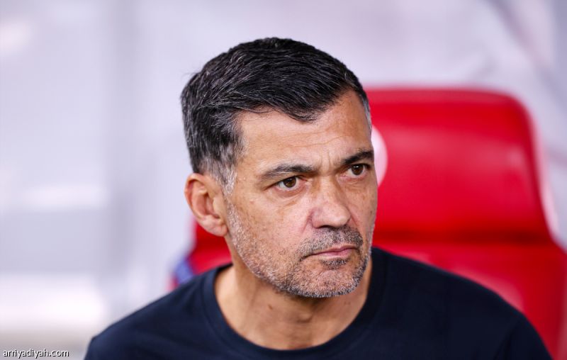 كونسيساو نجم الـ11