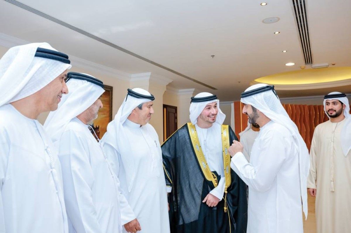 محمد بن راشد يحضر أفراح الفلاسي والسويدي