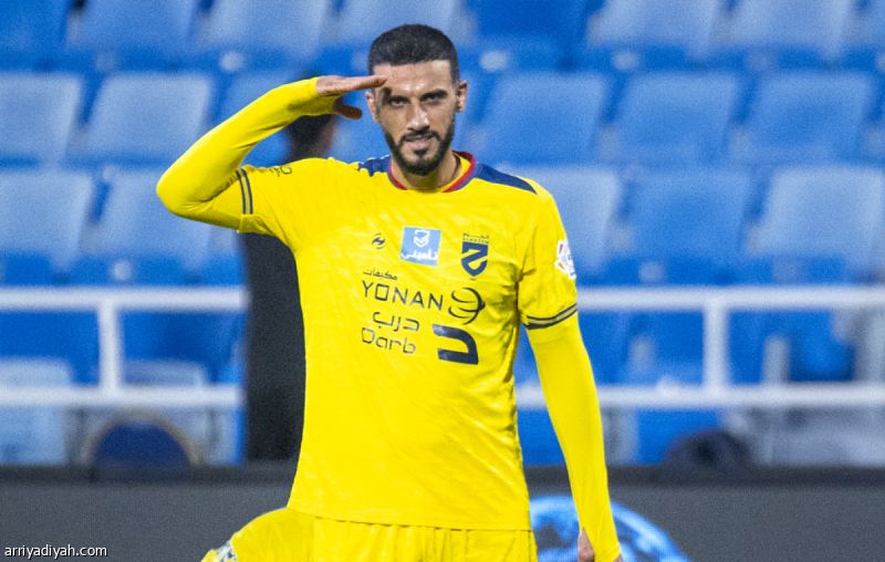 الحزم يكسب الرياض.. ويكسر التعادل التاريخي