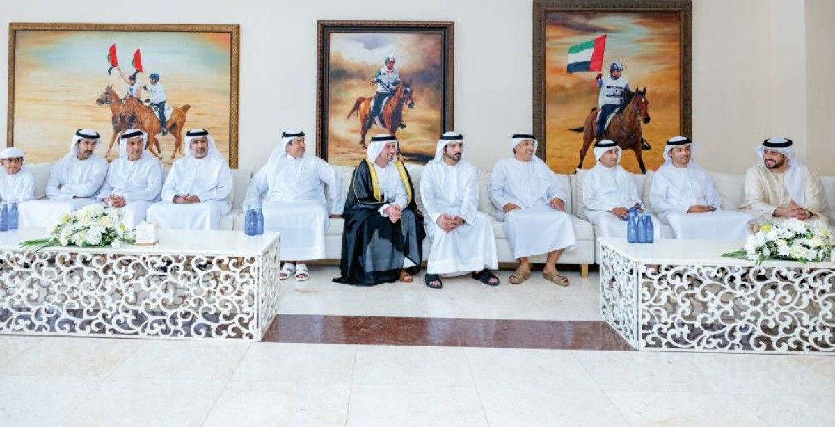 محمد بن راشد يحضر أفراح الفلاسي والسويدي