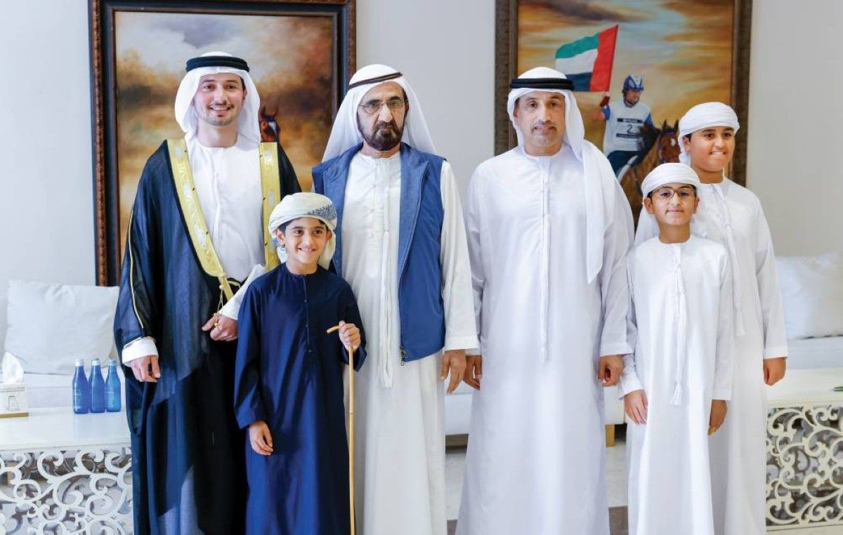 محمد بن راشد يحضر أفراح الفلاسي والسويدي