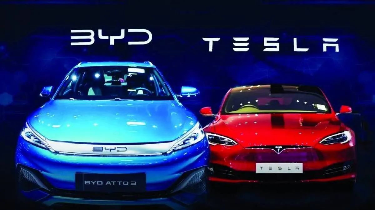 "بي واي دي" الصينية تزيح "تسلا" عن عرش مبيعات المركبات الكهربائية في 2025