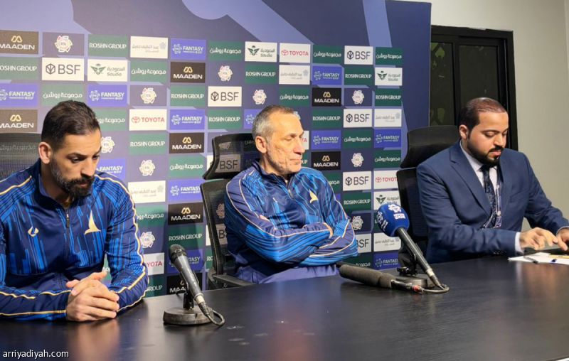 دونيس: هذه أسوأ فترات الخليج.. وأتحمل المسؤولية