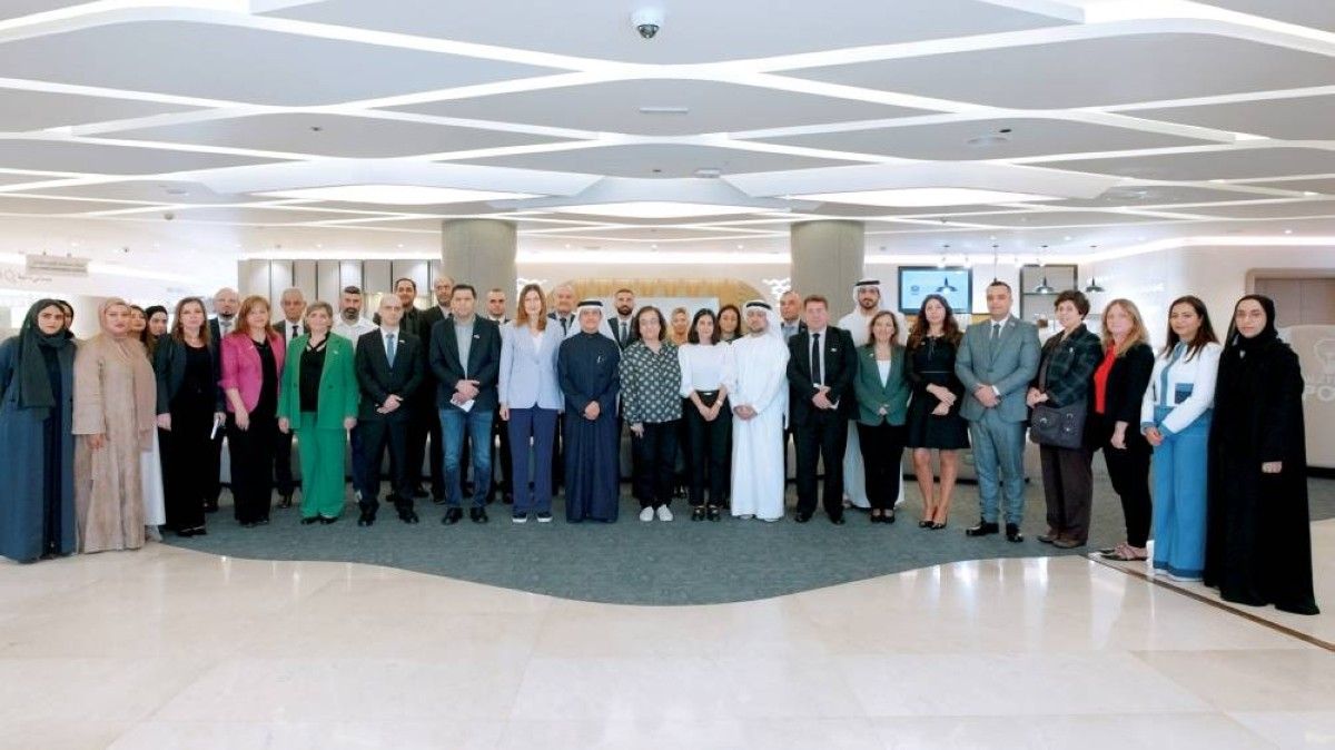 وفد لبناني يطلع على التجربة الصحية في الدولة