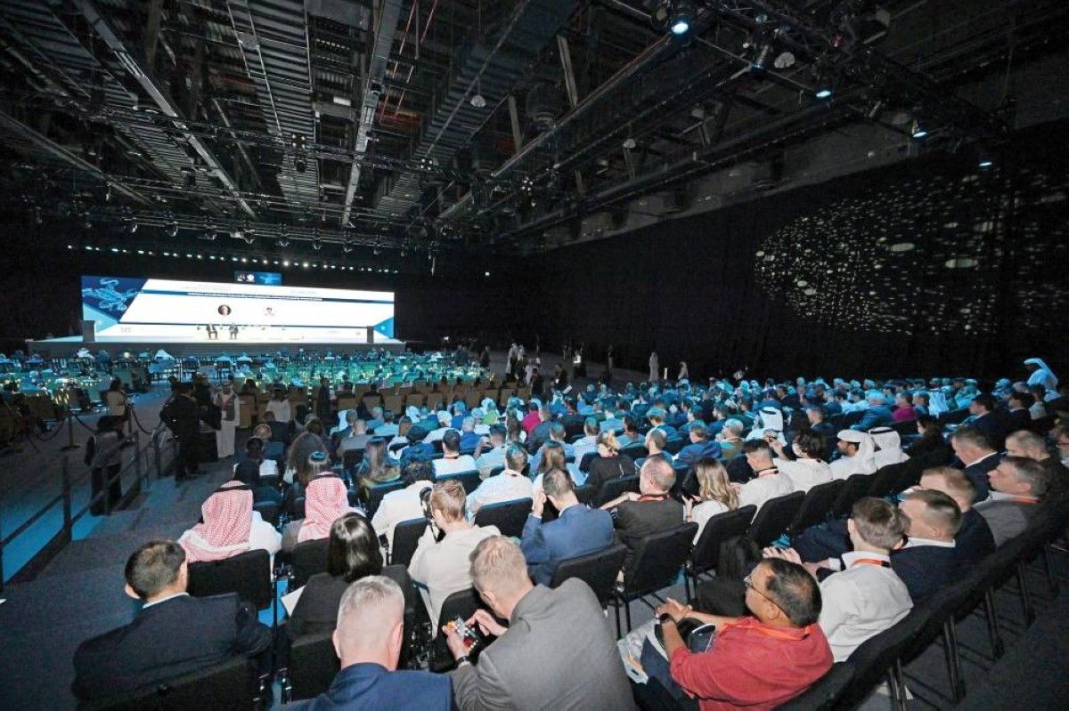 الذكاء الاصطناعي محور مؤتمر الدفاع الدولي بأبوظبي 19 يناير المقبل