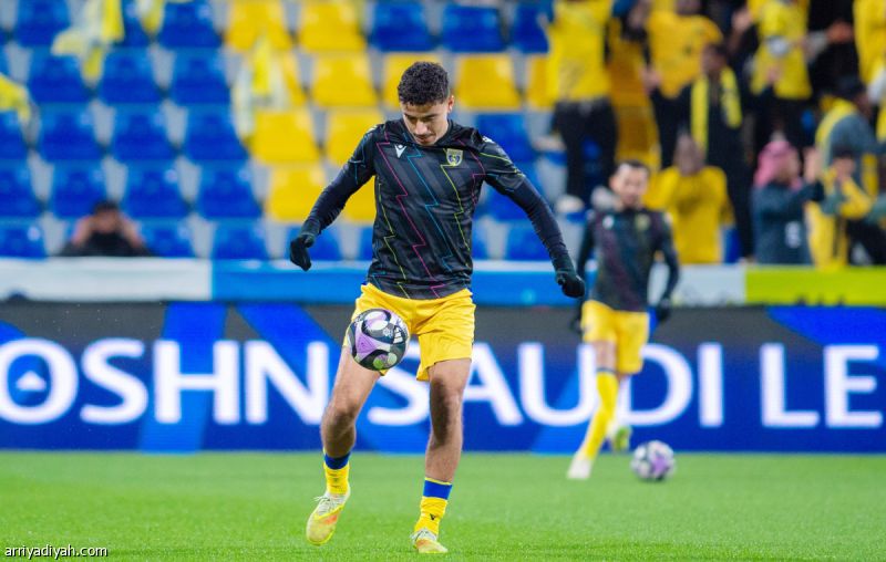 قائد التعاون على طاولة المفاوضات