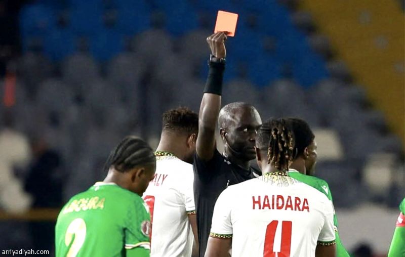 الحكم يعترف.. ومالي تحتج