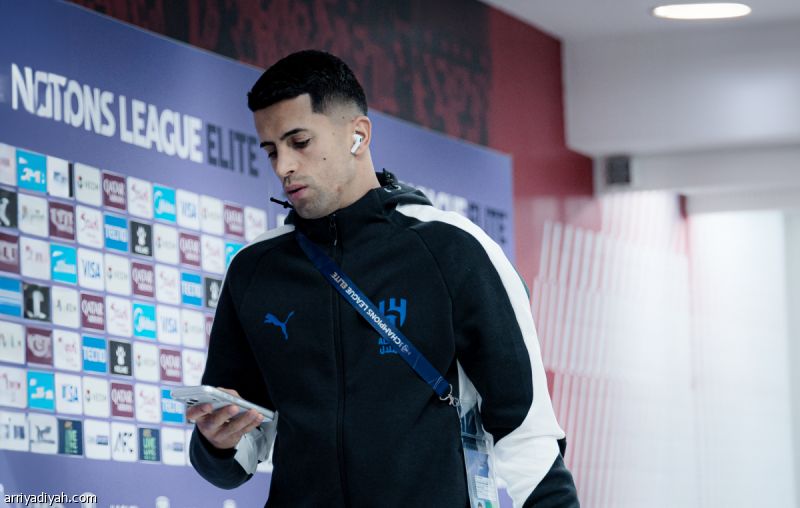 لا جازيتا: الإنتر يريد كانسيلو.. ويطالب الهلاليين بالجزء الأكبر