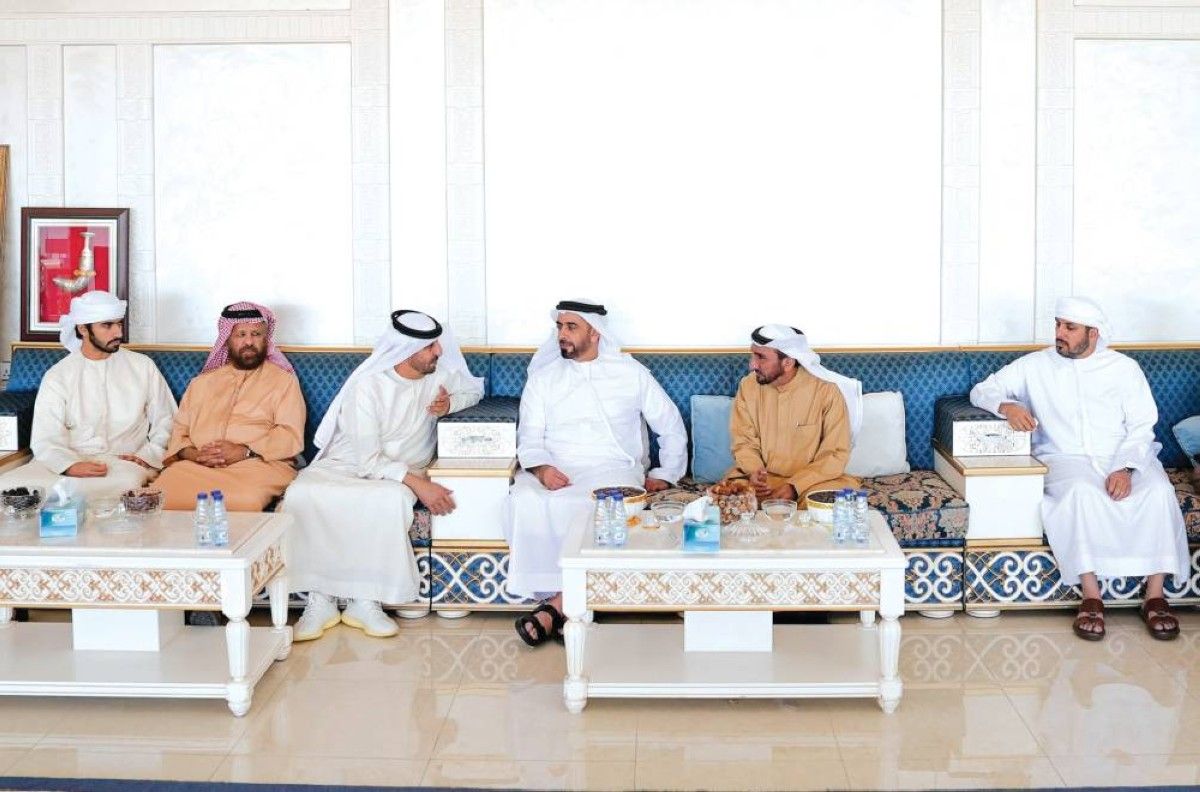 سيف بن زايد يعزي في وفاة مبارك جمعة الخييلي