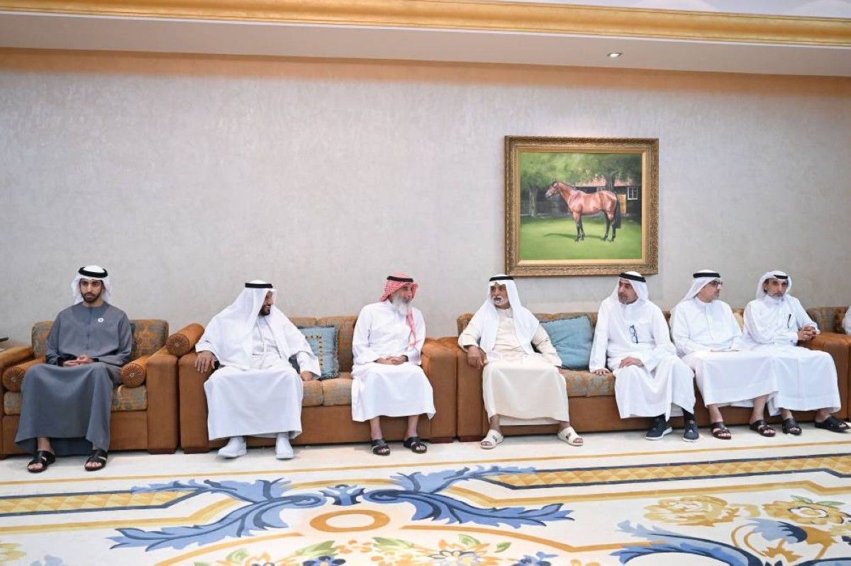 سيف بن زايد يعزي في وفاة محمد بن عبيد آل مكتوم