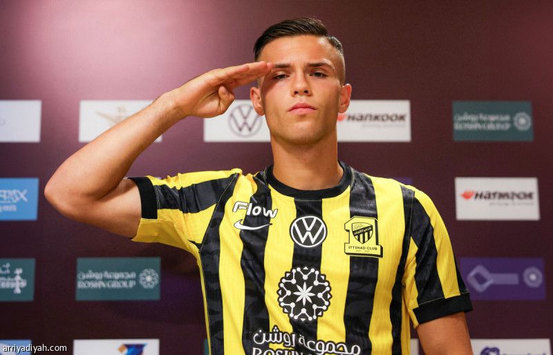 لوائح «فيفا» تمنع رحيل سيميتش