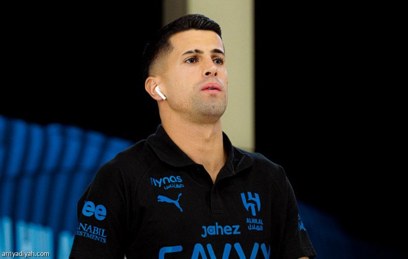 الإنتر يرصد 3 ملايين مقابل كانسيلو