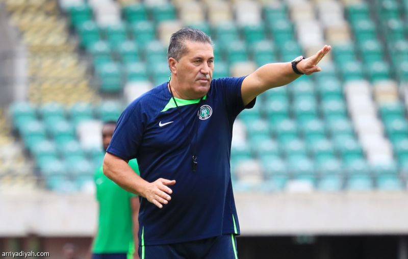 العلا يعيد بيسيرو إلى السعودية