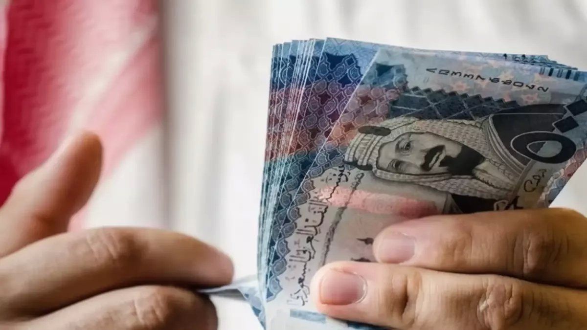 رسمياً: السعودية تضخ مليارات في أسبوع واحد - 4 إيداعات ضخمة تنتظر ملايين المواطنين!