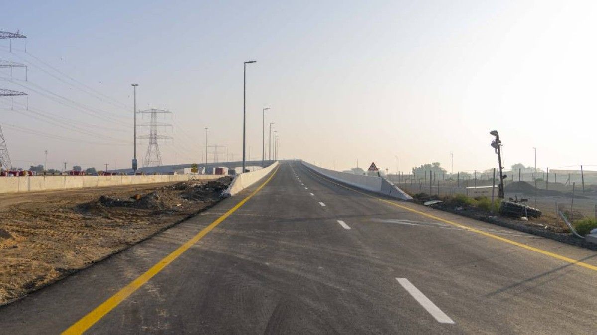 افتتاح مشروع جسر وشارع التلة في عجمان