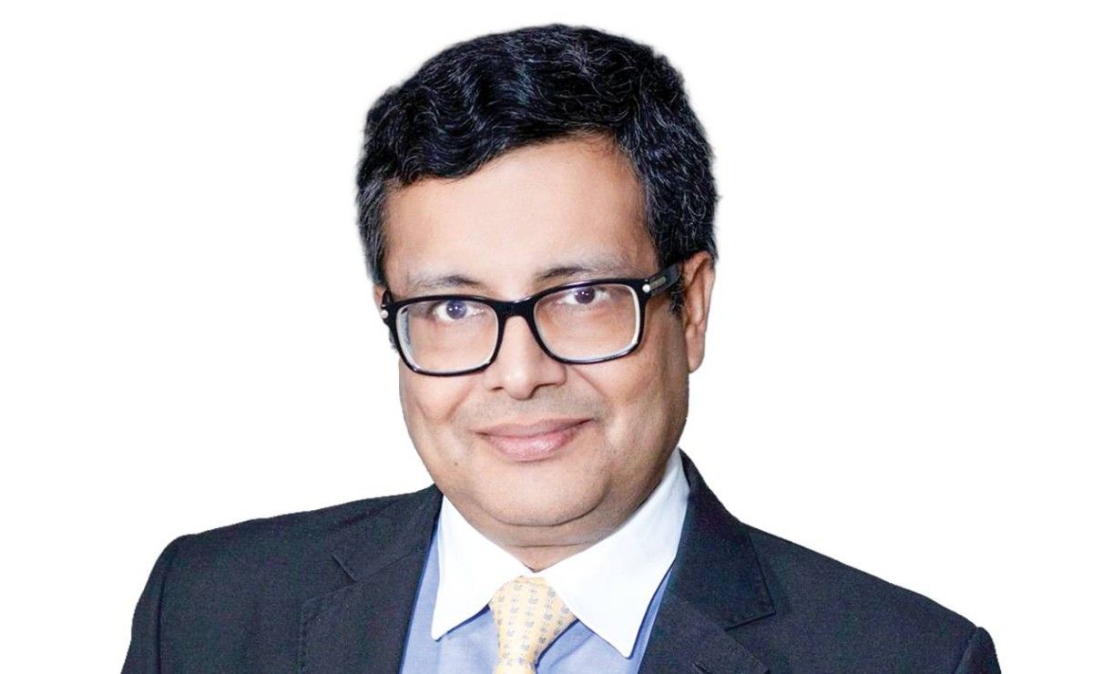 «بكبسة زر» جيل «زد» يعيد تعريف إدارة المال والوقت