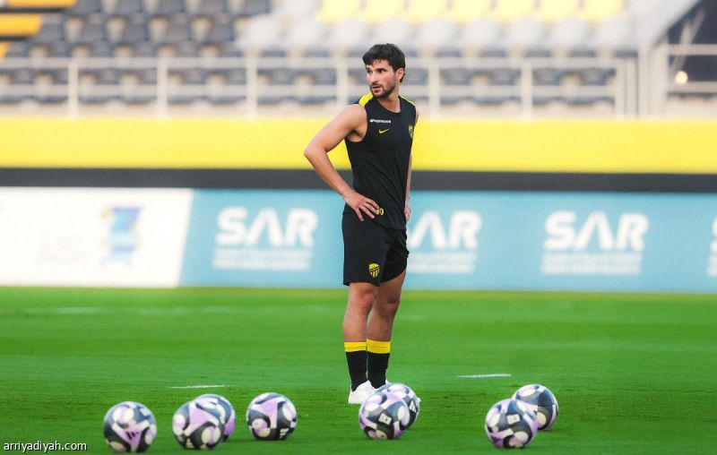 عوار يعزز خيارات كونسيساو أمام الخلود