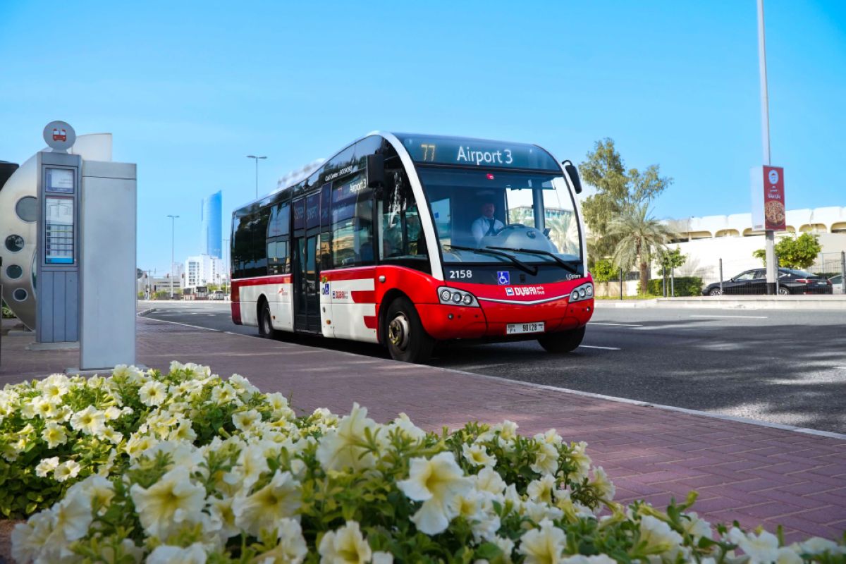 "طرق دبي" تعزز شبكة النقل العام بإطلاق 4 خطوط جديدة للحافلات وتطوير أكثر من 70 خطاً في 9 يناير الجاري