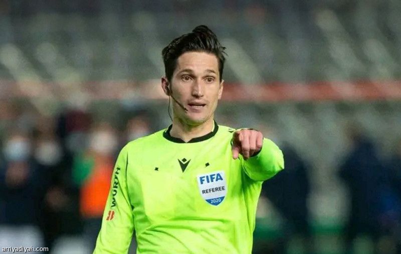 الاتحاد الإسباني يكشف حكام السوبر