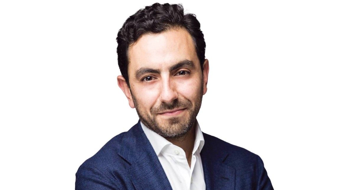 «بكبسة زر» جيل «زد» يعيد تعريف إدارة المال والوقت