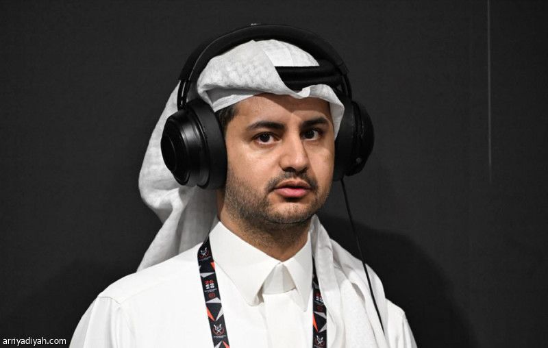 بعد الدكتوراة الإسبانية.. القحطاني يقود مؤتمرات السوبر