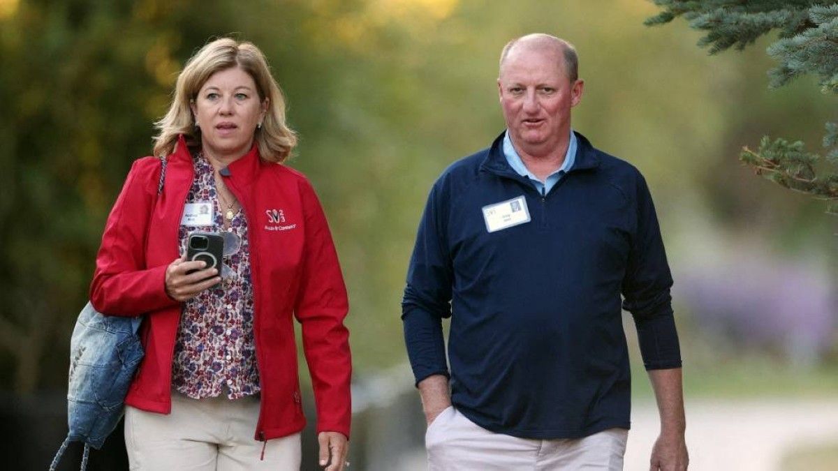 بيركشاير هاثاواي ترفع راتب رئيسها التنفيذي الجديد إلى 25 مليون دولار