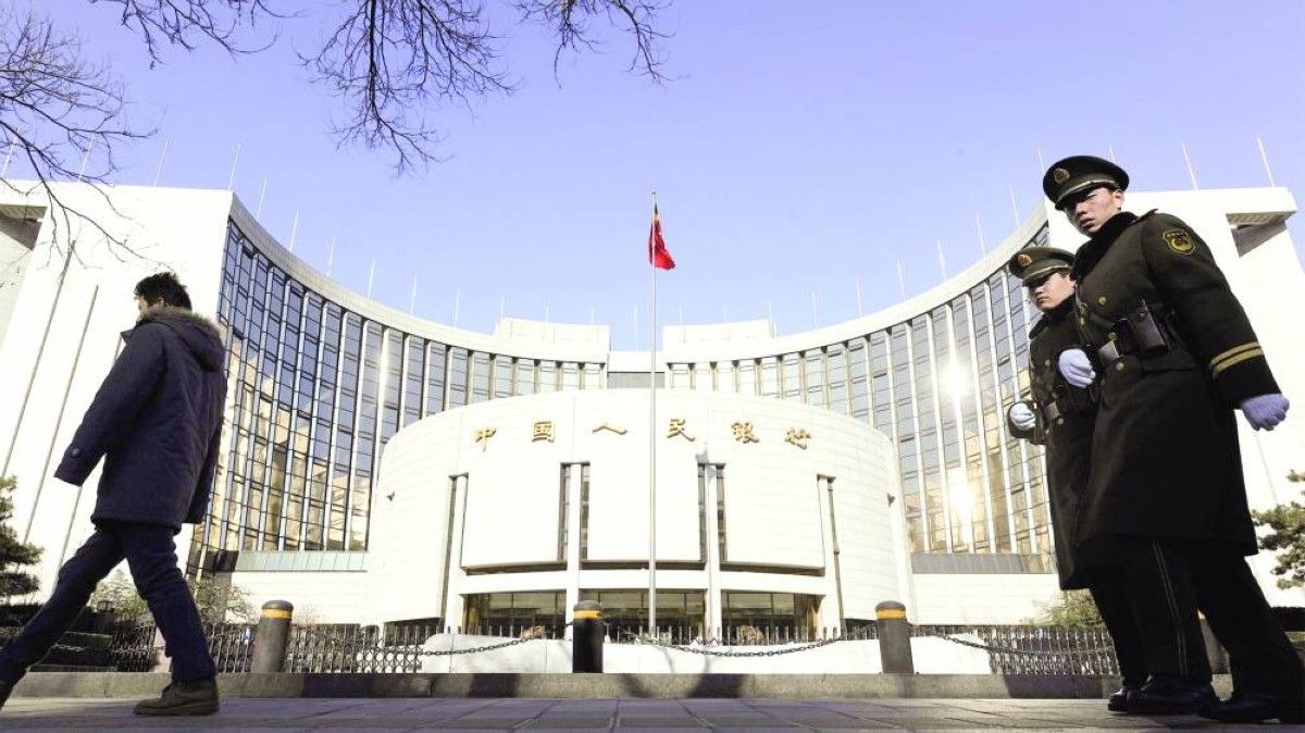 بنك الشعب الصيني يواصل شراء الذهب للشهر الـ14