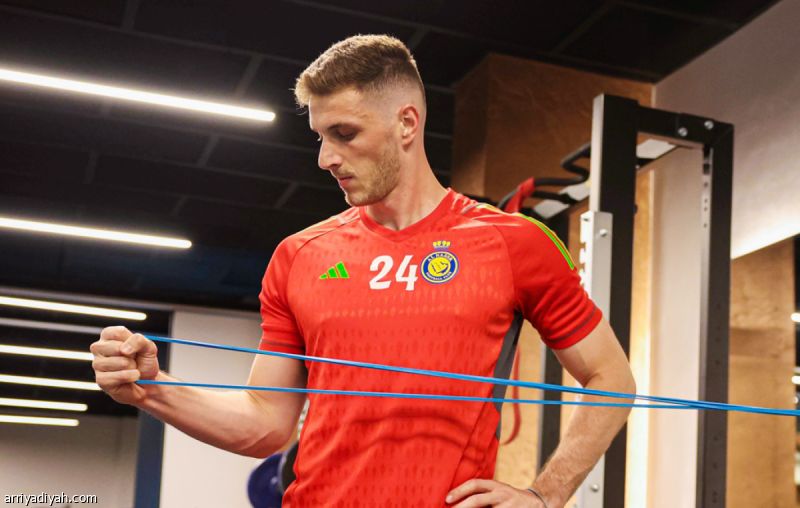 بينتو يترقب رد النصر على جنوى