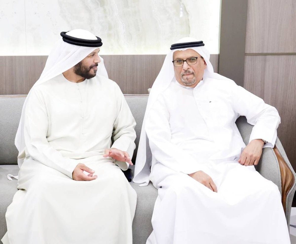 مسؤولون ومواطنون يعزون في وفاة عوشة المري