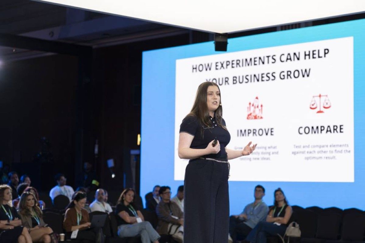 "قمة المليار متابع" ترسم خارطة طريق للنجاح عبر بوابة "التجارب الفاشلة"