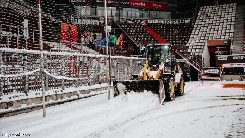 الثلوج تؤجل مواجهة سانت باولي ولايبزيج