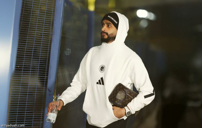 النصر يفحص العمري قبل الديربي