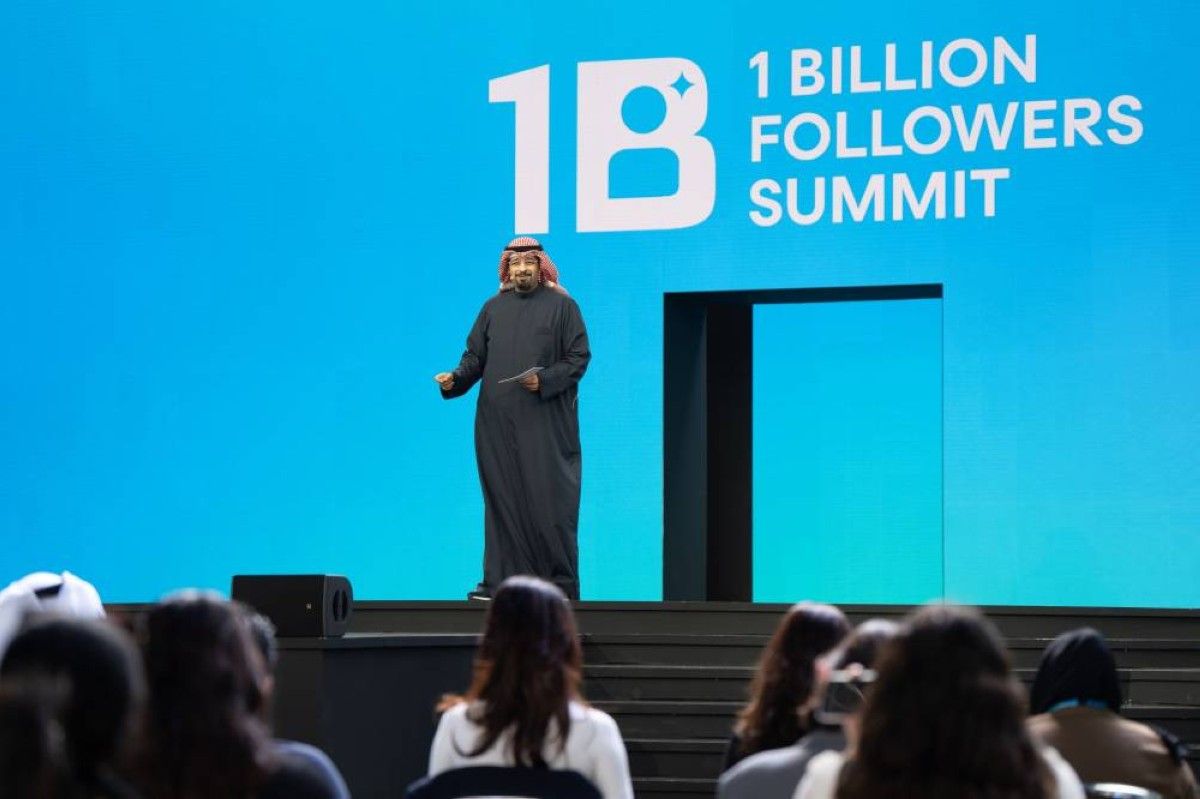 جلسة بفعاليات قمة المليار متابع تستعرض نموذج دبي في جمع العالم