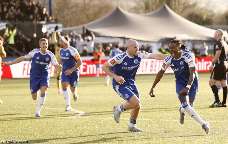 فريق الدرجة السادسة يطيح ببطل إنجلترا