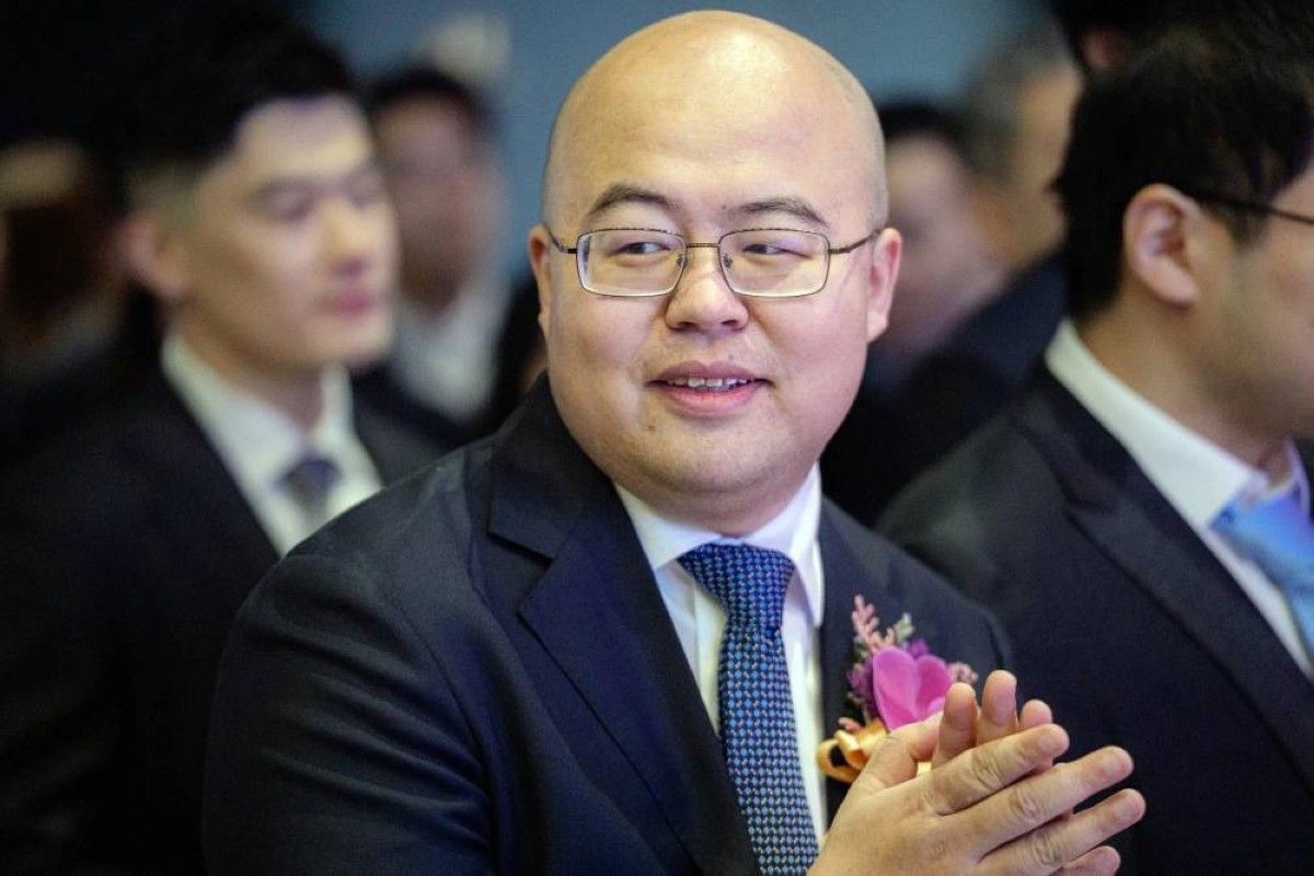 عمره 36 عاماً.. كيف صنع شاب صيني ثروة بمليارات الدولارات؟