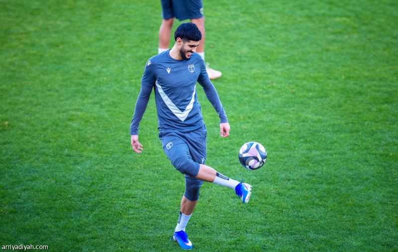 القادسية يطلب الأحمد من التعاون