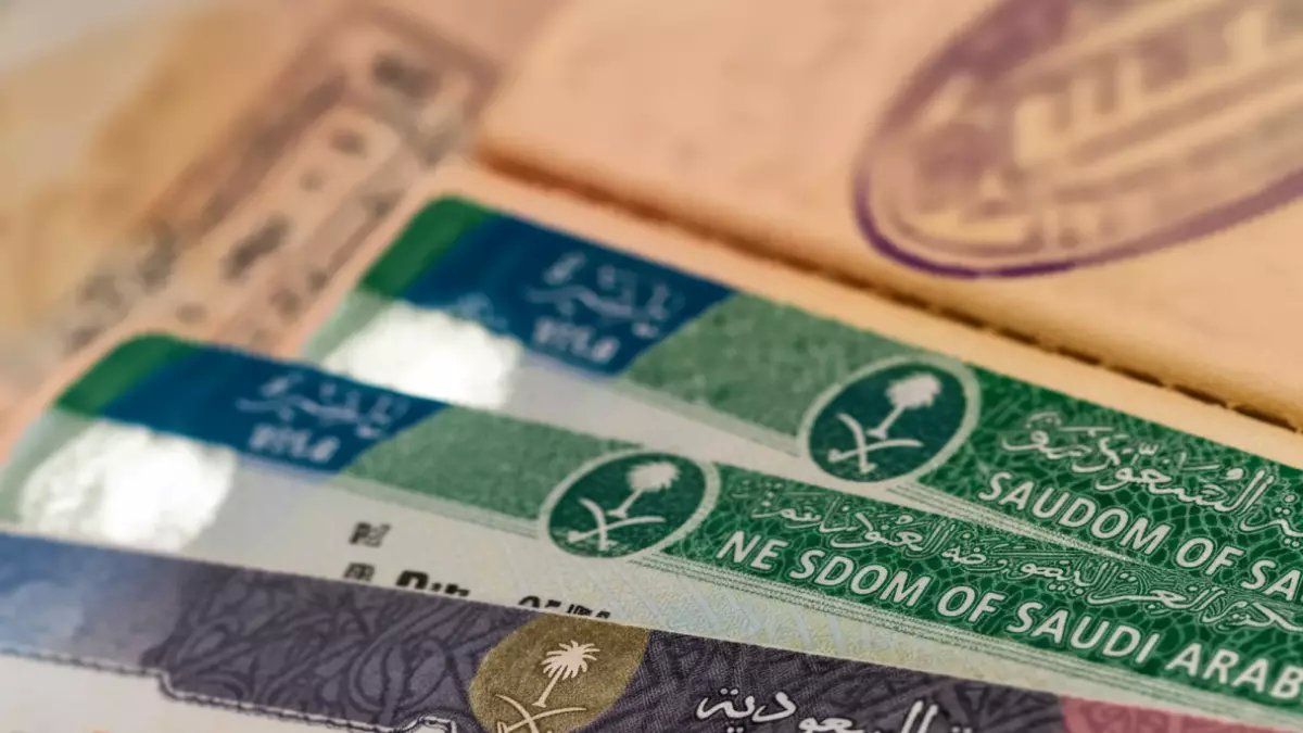 رسمياً: الجوازات السعودية تحقق معجزة رقمية صادمة - انخفاض 83% في أوقات الانتظار يغير حياة المقيمين!