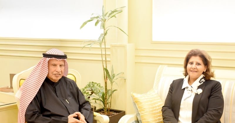 الفضالة لدى لقائه الشيخة جواهر