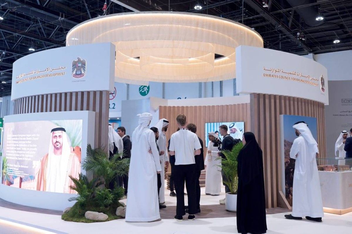 مبادرات اقتصادية تعزز الاستدامة في جناح «الإمارات للتنمية المتوازنة»