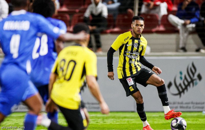 الخلود يطلب فقيهي