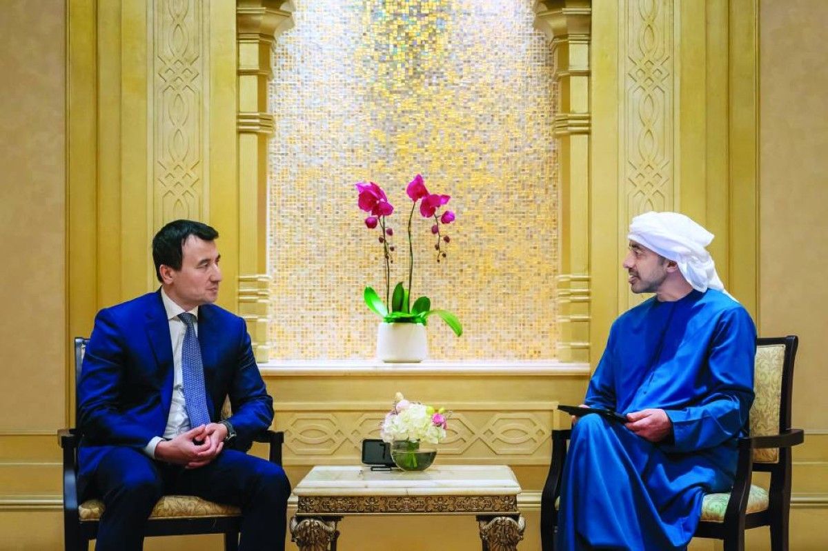 عبدالله بن زايد يبحث ونائب رئيس وزراء أوزبكستان علاقات التعاون والشراكة الاستراتيجية
