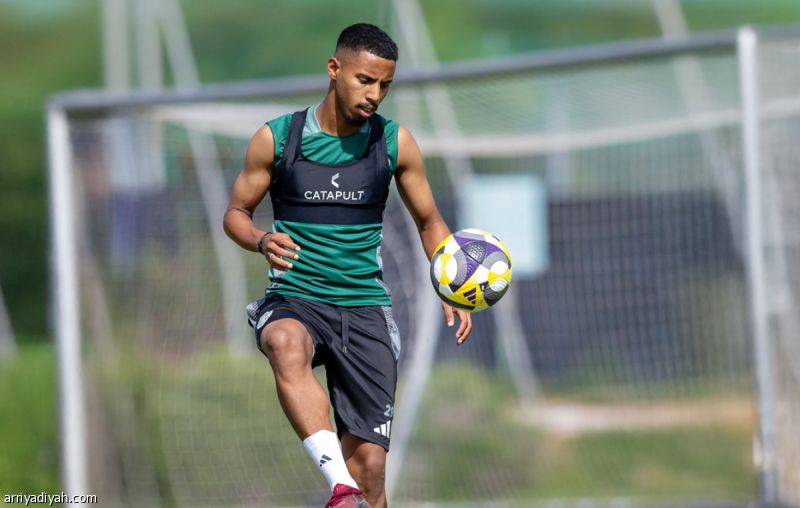 الأهلي.. تأهيل وجلسات يعيدان عبد الرحمن