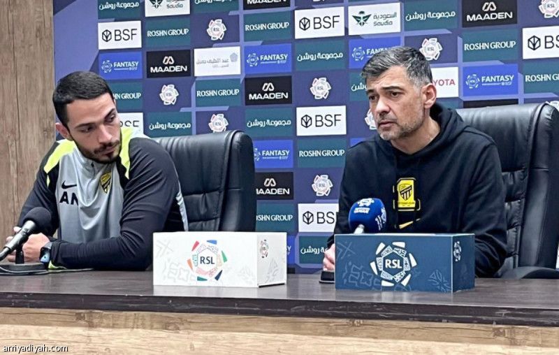 كونسيساو: مدربهم اعترف.. وما فعله لاعبو ضمك لم أره طوال حياتي