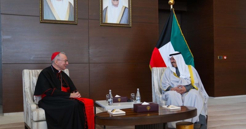 رئيس الوزراء يبحث مع أمين سر دولة الفاتيكان أوجه التعاون