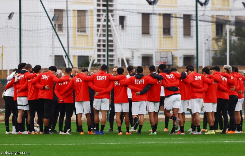 مغربي يضبط مواجهة مصر ونيجيريا