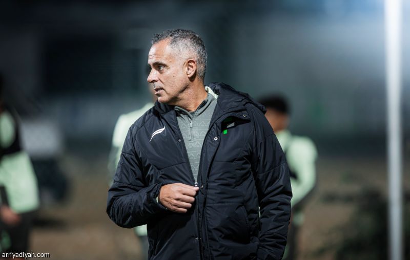 سعدان يعزز خيارات الفتح أمام النجمة